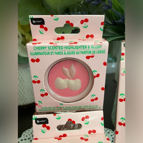 🆕🍒 b•pure Limited Edition Cherry Scented Make-Up Trio Brand New! 3 Piece Set. - Picture 3 of 8